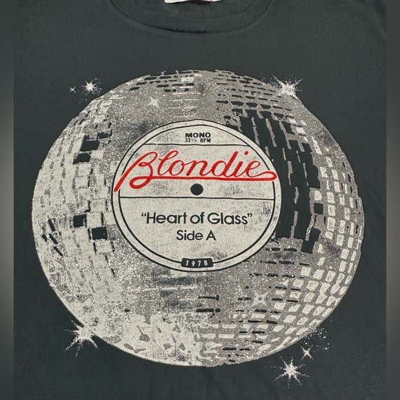 Let Luv Anthropologie Blondie Heart of Glass Glitter Graphic Tee – Size S - Picture 8 of 12